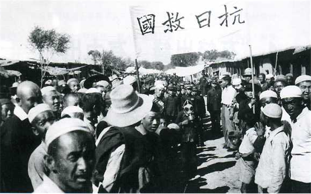 谢春生：15岁离家参军，分别71年，家中106岁老母仍等待