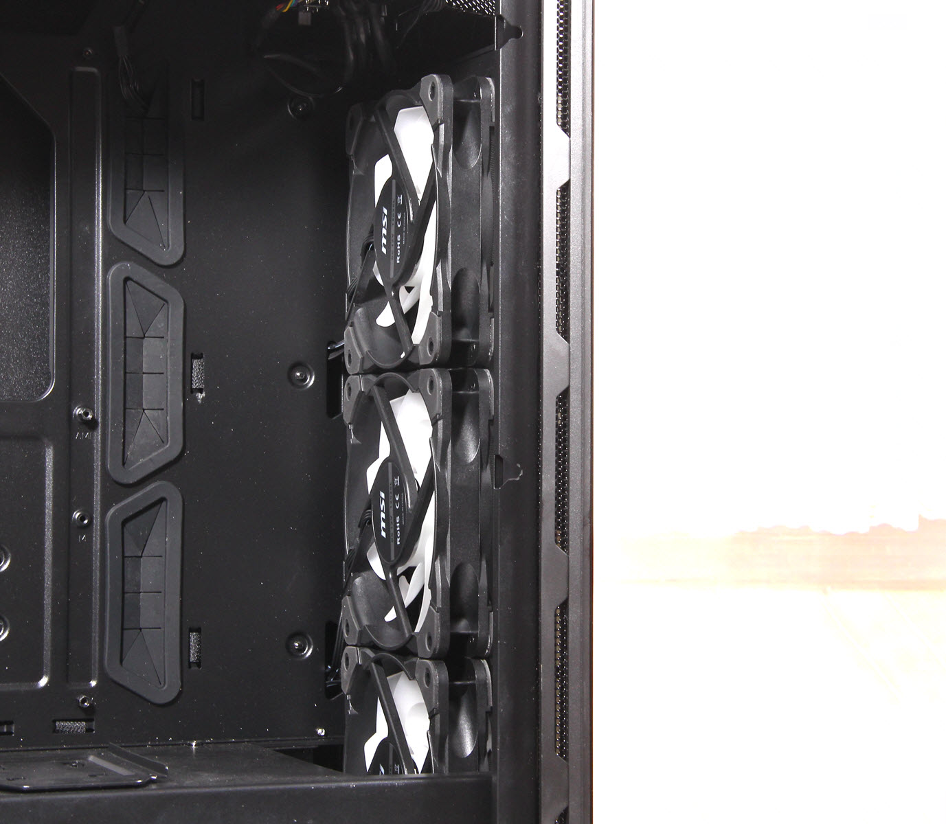 论性能两年前的AMD依旧王者，线程撕裂者热烤氪金枪二代