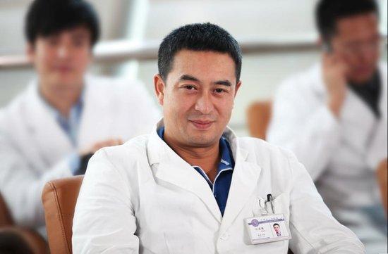 张嘉译6部巅峰之作，《蜗居》进不了前三，最后