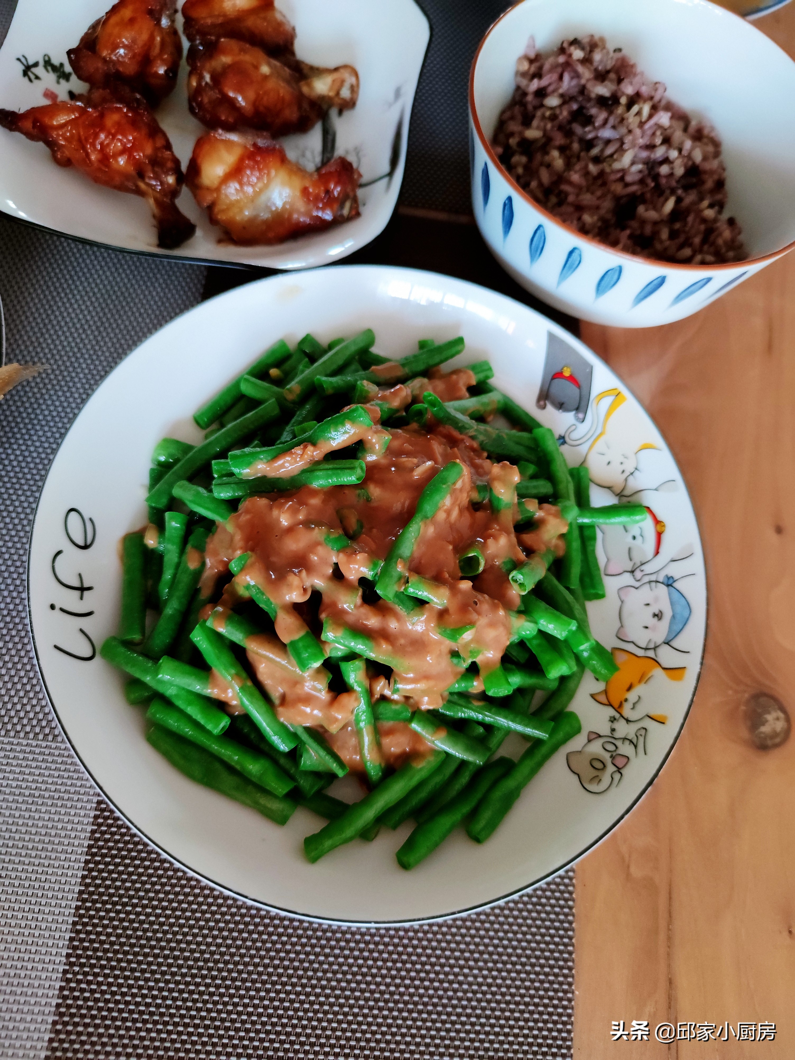 一家三口晚餐，四道簡單家常菜，葷素搭配，一小時全搞定