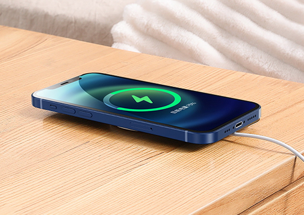 iPhone 12最佳搭档，绿联磁吸无线充来了