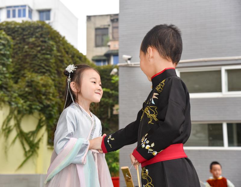 德阳市第一幼儿园"中国节"——中秋.但愿人长久 千里共婵娟