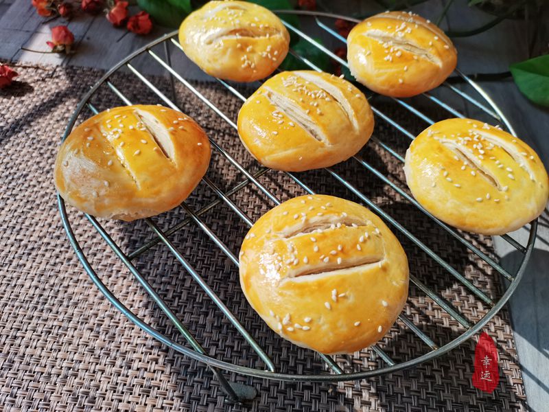 女神節的甜品製作完成，心情暢快如花，外酥內糯層次豐富