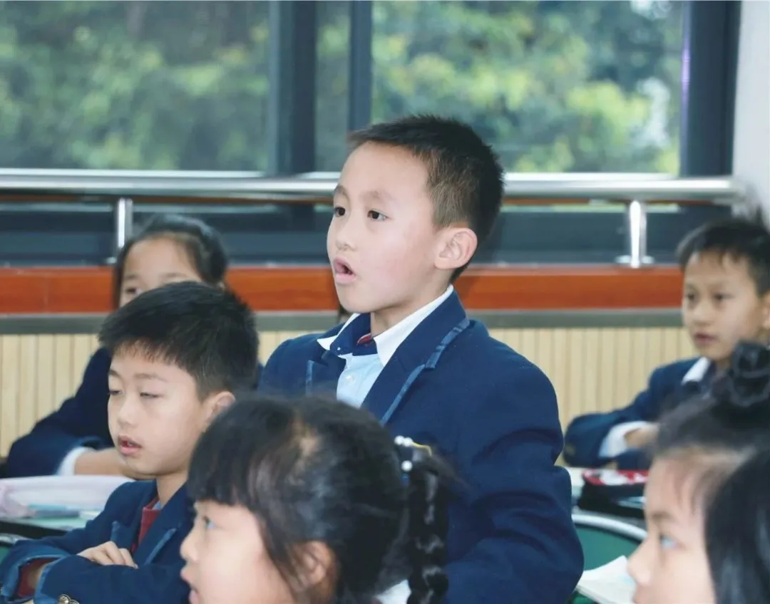 芳菲四月天 共赴成长约丨记双流实小外国语学校语文组成长精进课