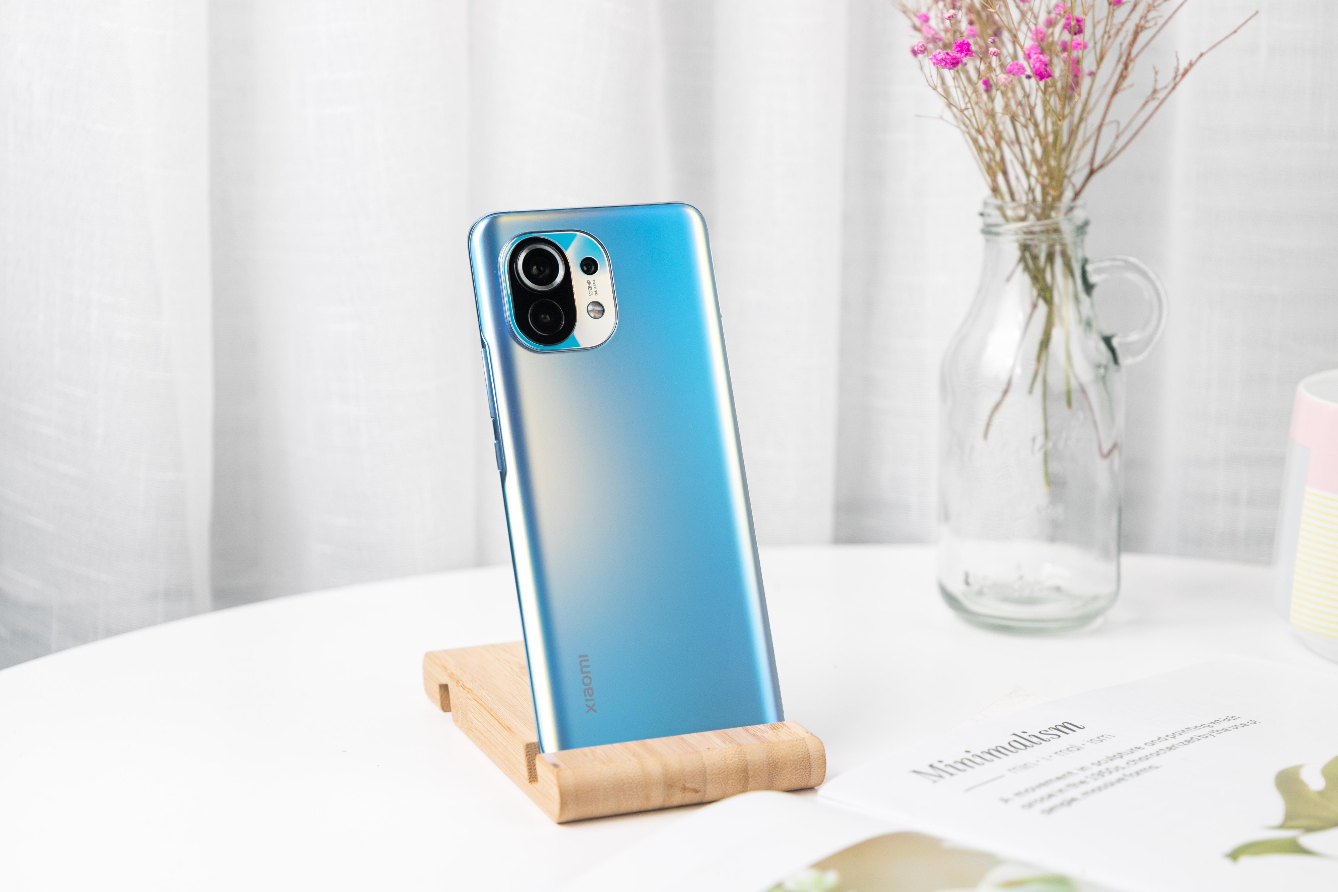 2021年四款热门手机不推荐，建议再等等，细节与价格是关键