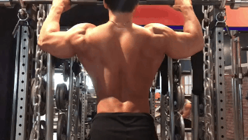 日本这位94年古典健美选手 堪称街雄鸣造的真人版 真的太像了 资讯咖