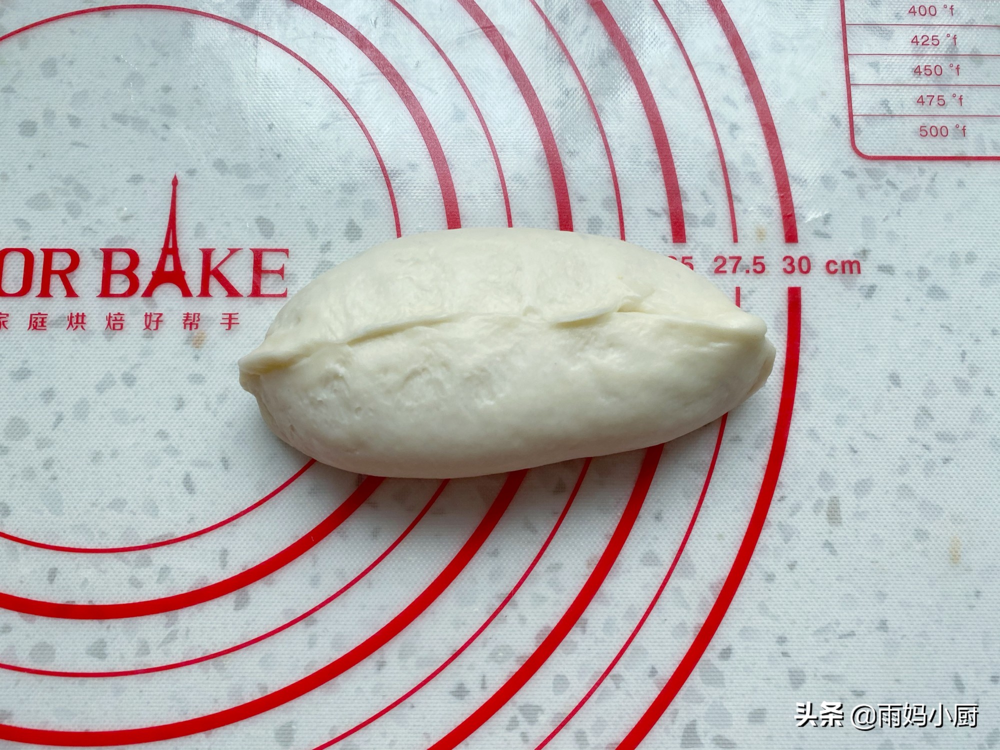 春天愛吃的早餐，奶香濃郁的牛奶哈斯早餐包，香氣四溢又鬆軟