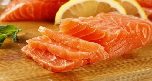 疫情殃及三文鱼，餐饮业雪上加霜，未来餐饮业