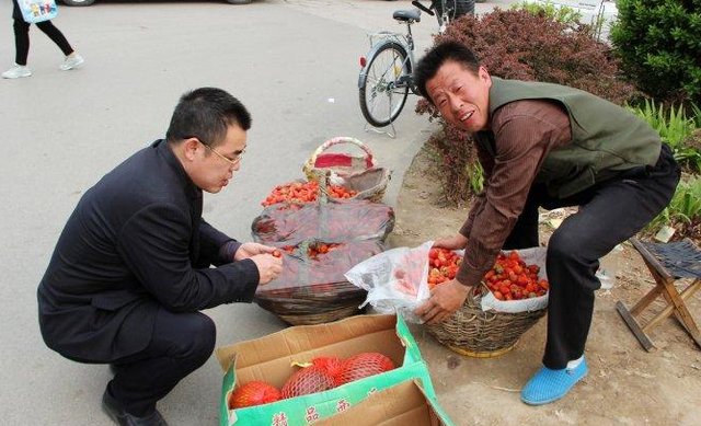 盲目买货车卖水果经验，货车卖水果可以吗赚钱吗？