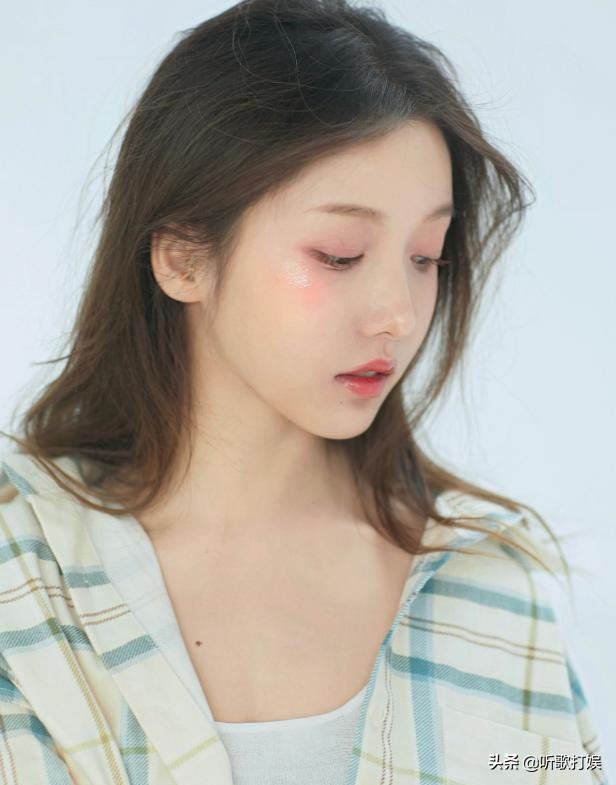 凌晨|姜贞羽小号凌晨发文！言辞耐人寻味 网友做出三种解读