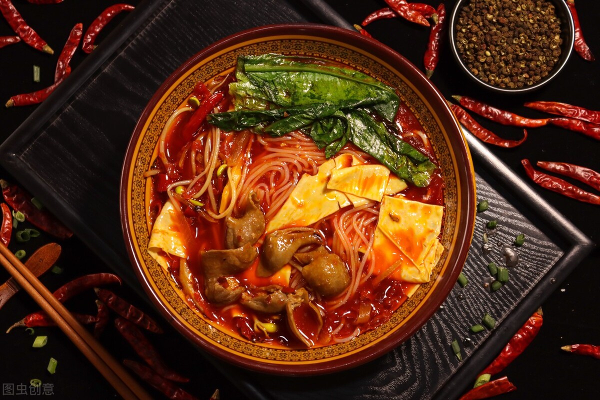 The practice of hot pot rice noodles, where should I learn the authentic hot pot rice noodle