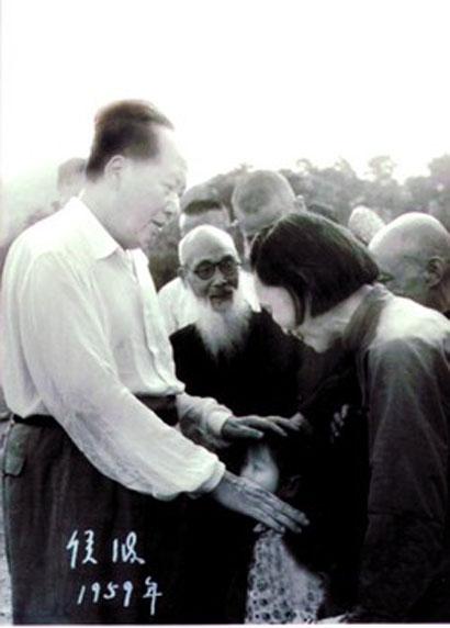毛泽东堂弟毛碧珠是富农，主席59年回韶山没看到他，连发三问