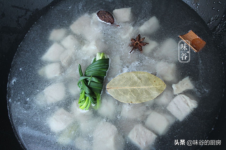 天越冷越要吃這肉，簡單燉一鍋，營養美味又暖胃，貴點也值得