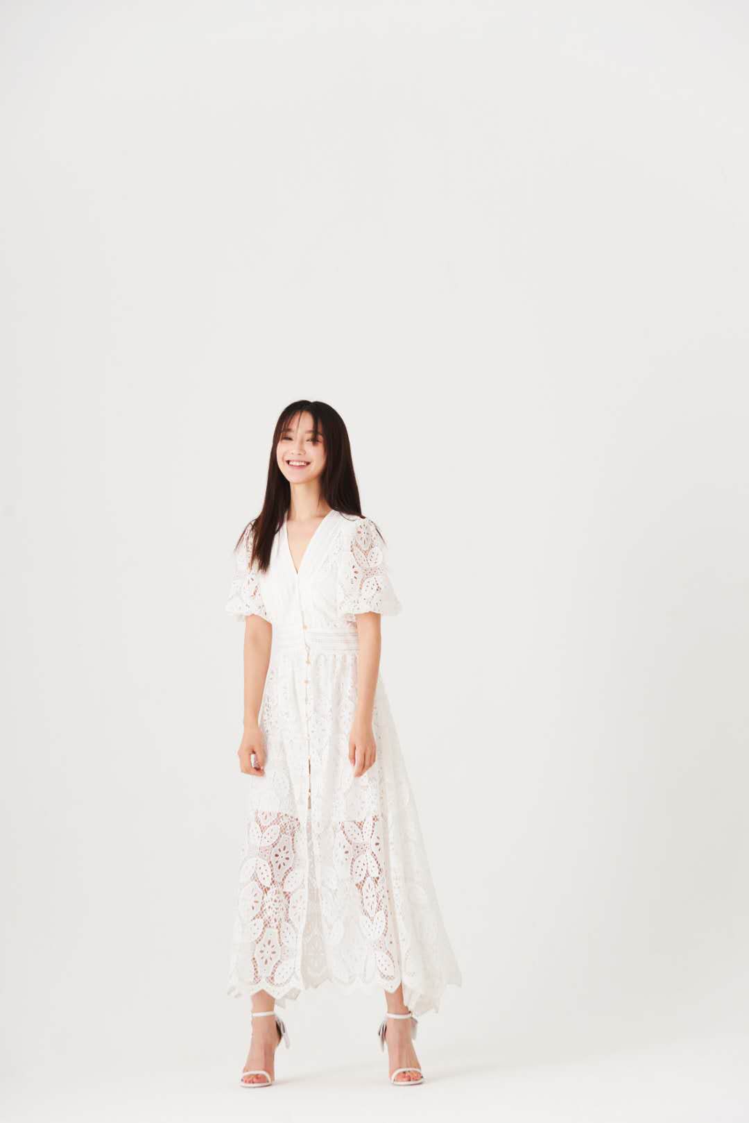 《小娘惹》连日开启霸屏模式，一人分饰两角肖