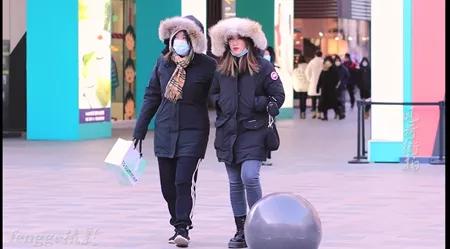 排队、疯抢：均价上万的“加拿大鹅”，凭什么收割中国人的钱包？