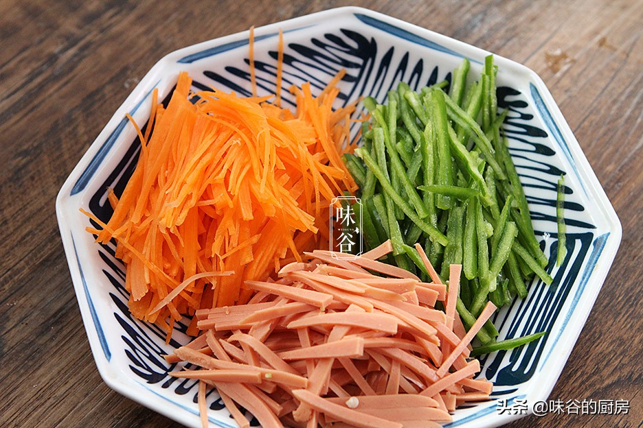 快過年了，這菜可以提前備好，熱一熱就能上桌，好吃又有寓意