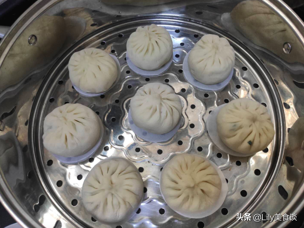 These vegetables are used as fillings together, the steamed buns are very fragrant, and they are delicious without meat, simple and nutritious