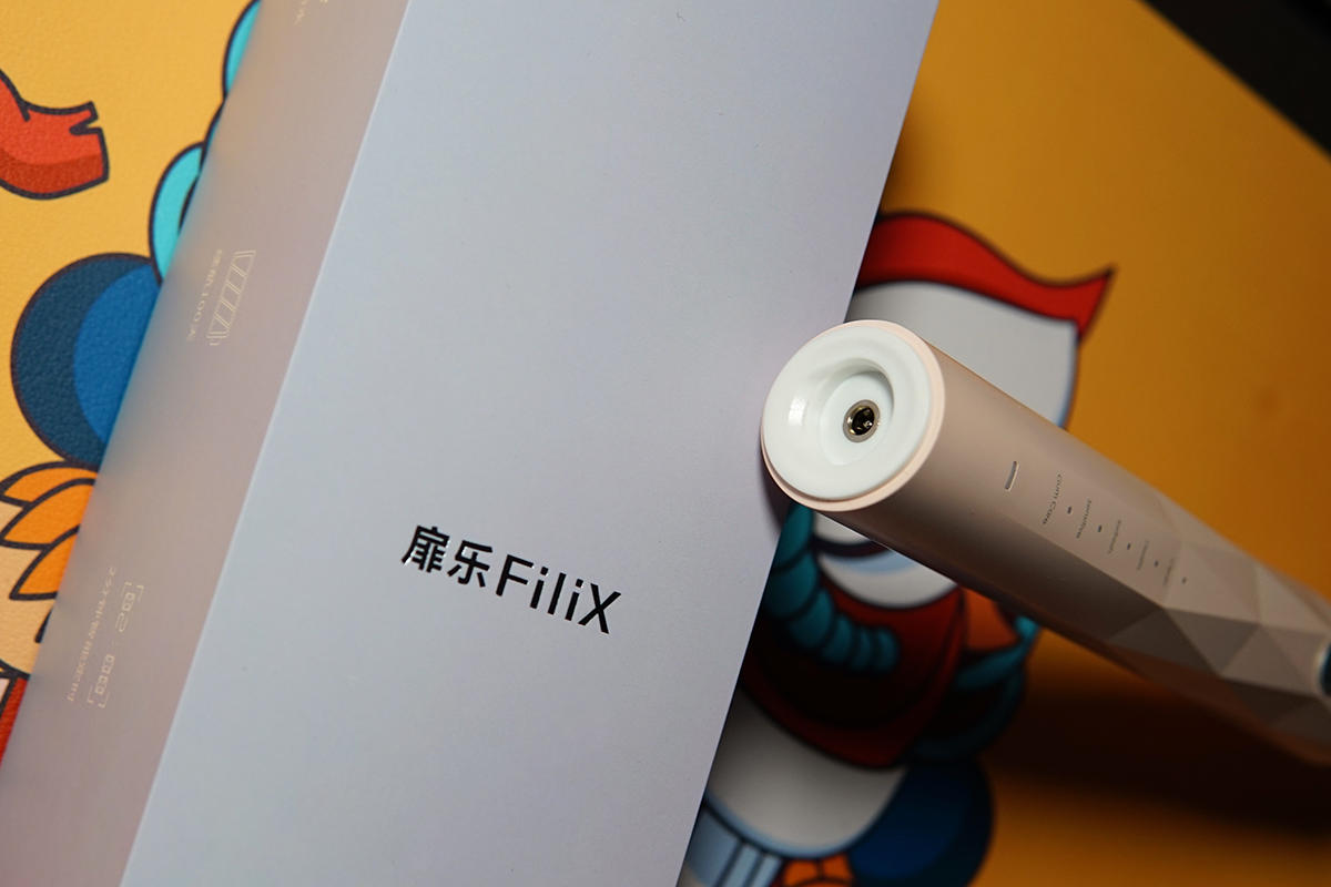 刷牙竟也有这么多学问，简评不伤牙的扉乐电动牙刷