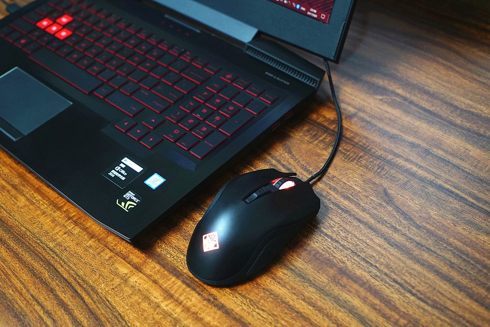 鼠标该怎么挑选？DPI，刷新率，回报率等等，都没有这个参数重要