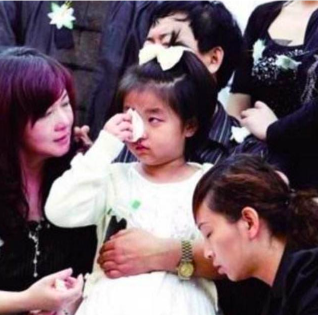 悲情丛飞做公益11年，患癌后，受捐助的人：你什