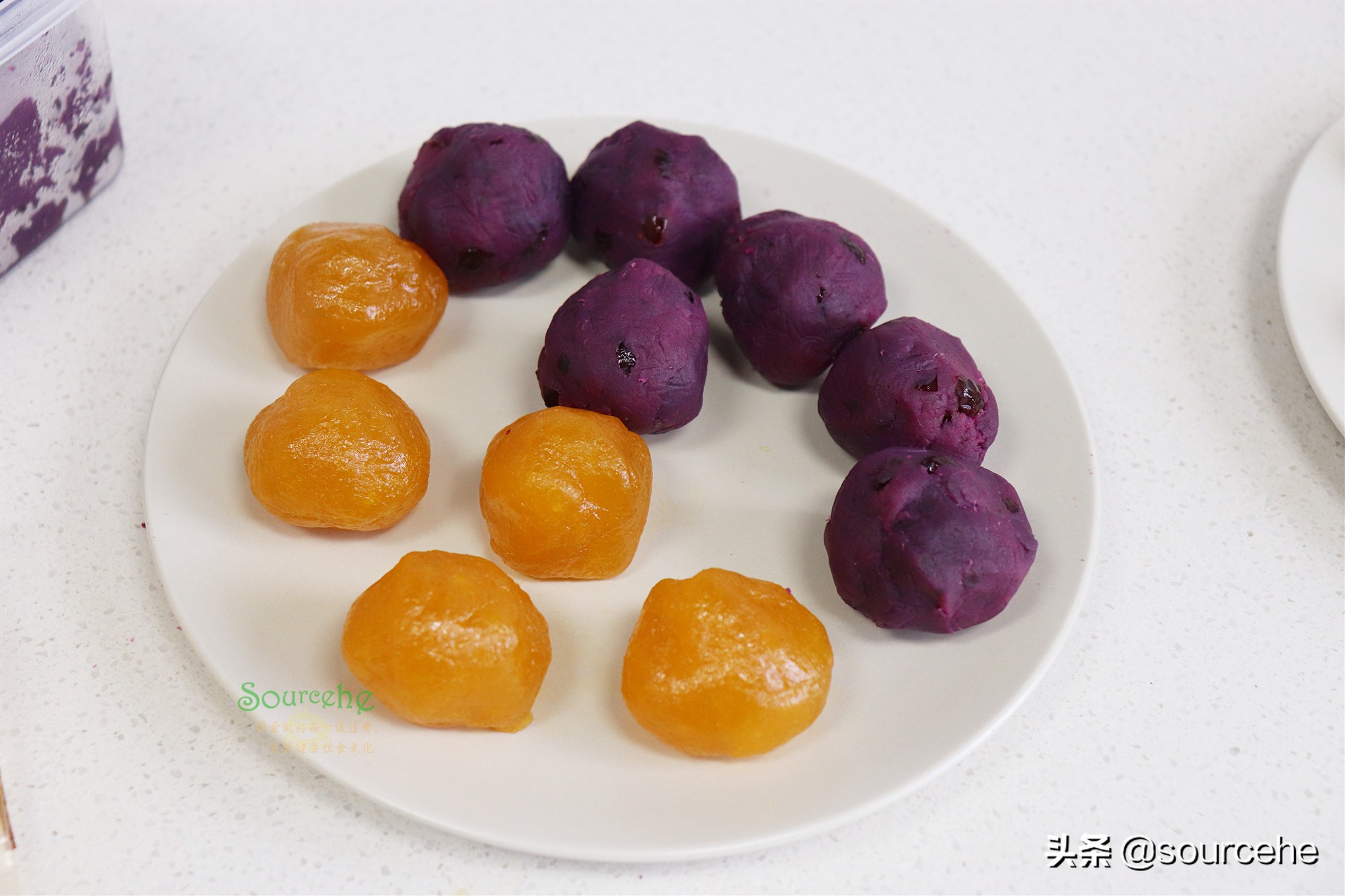 月饼不用烤箱，现做现吃，软糯香甜，少油少糖，低热量，更健康