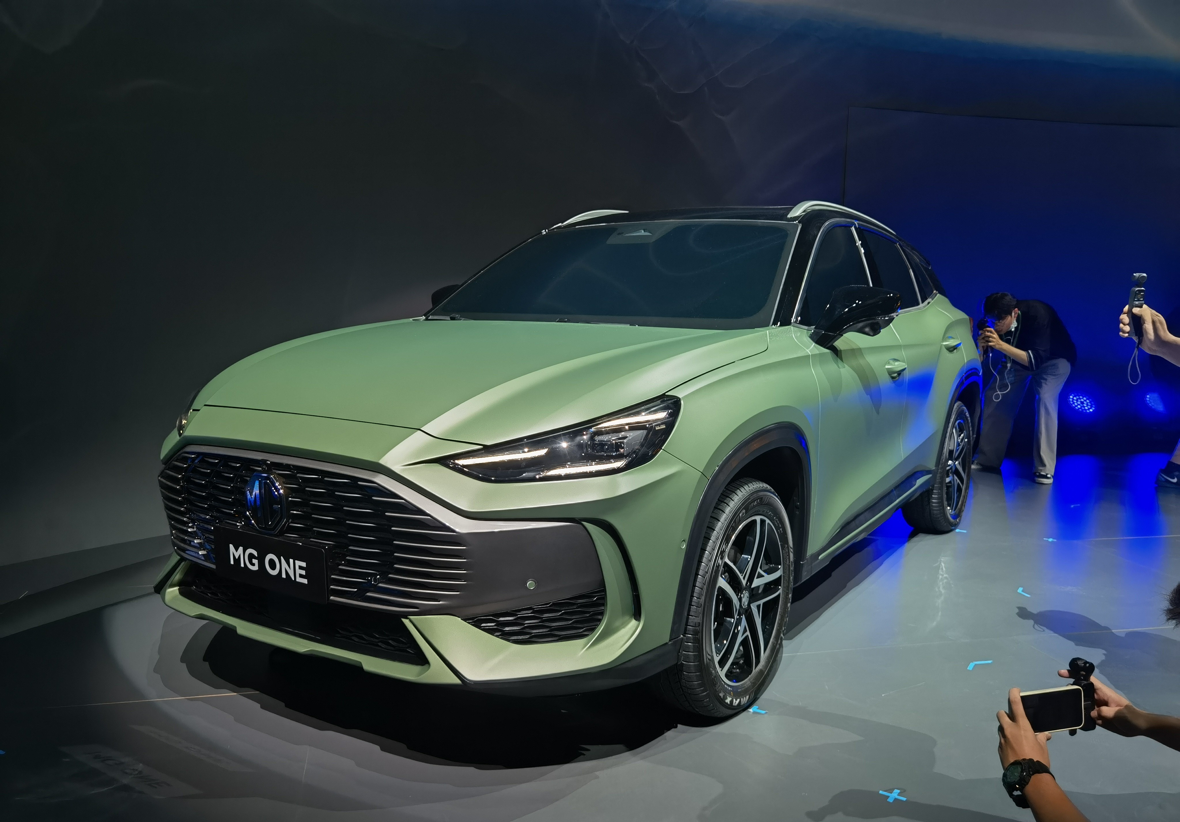 名爵新款suv发布,两种风格,搭1.5t发动机,外观很运动