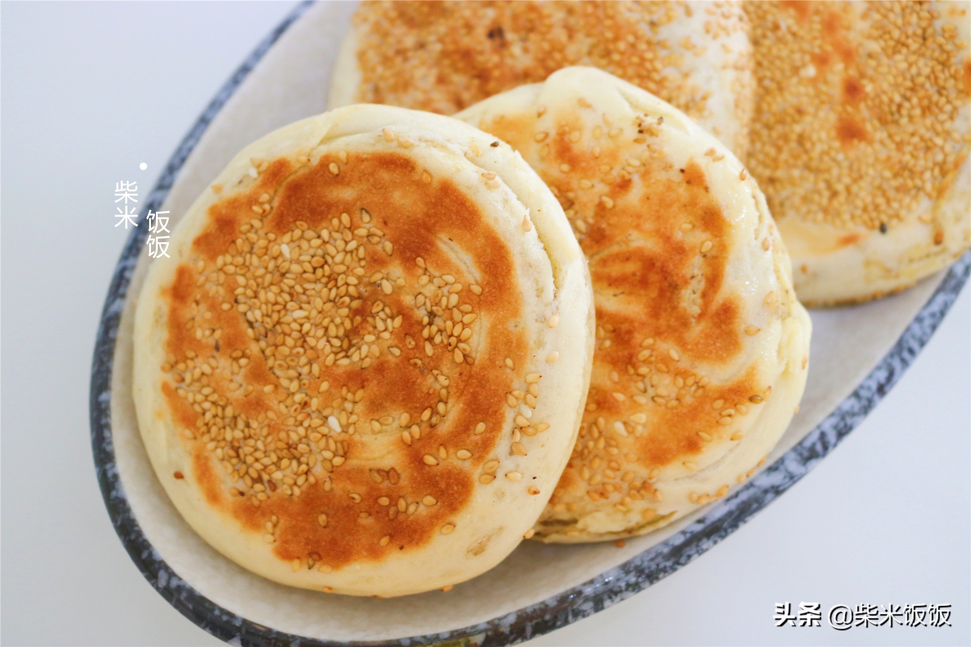燒餅這樣做太好吃了，外酥裡軟，一層更比一層香，做法簡單