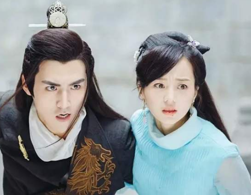 “不老女神”温碧霞新剧曝光，太妃一角引争议