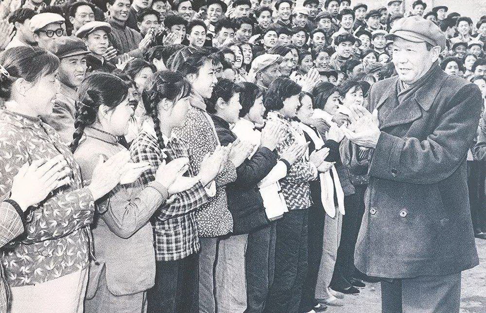 上将乌兰夫：单刀赴会救内蒙，一人瓦解一个“