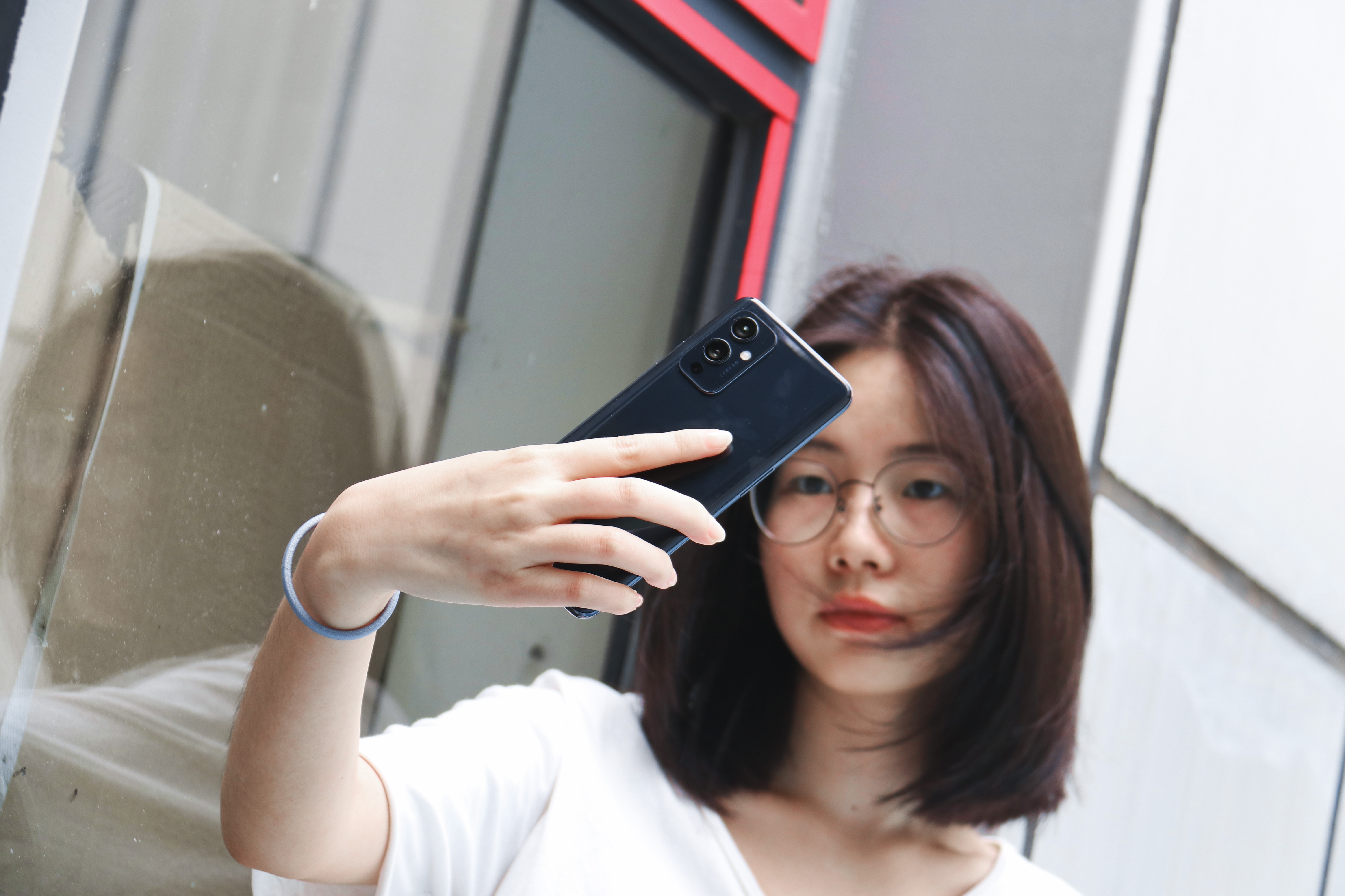 迟来的惊喜：“影像机皇”一加9，半月体验实测报告