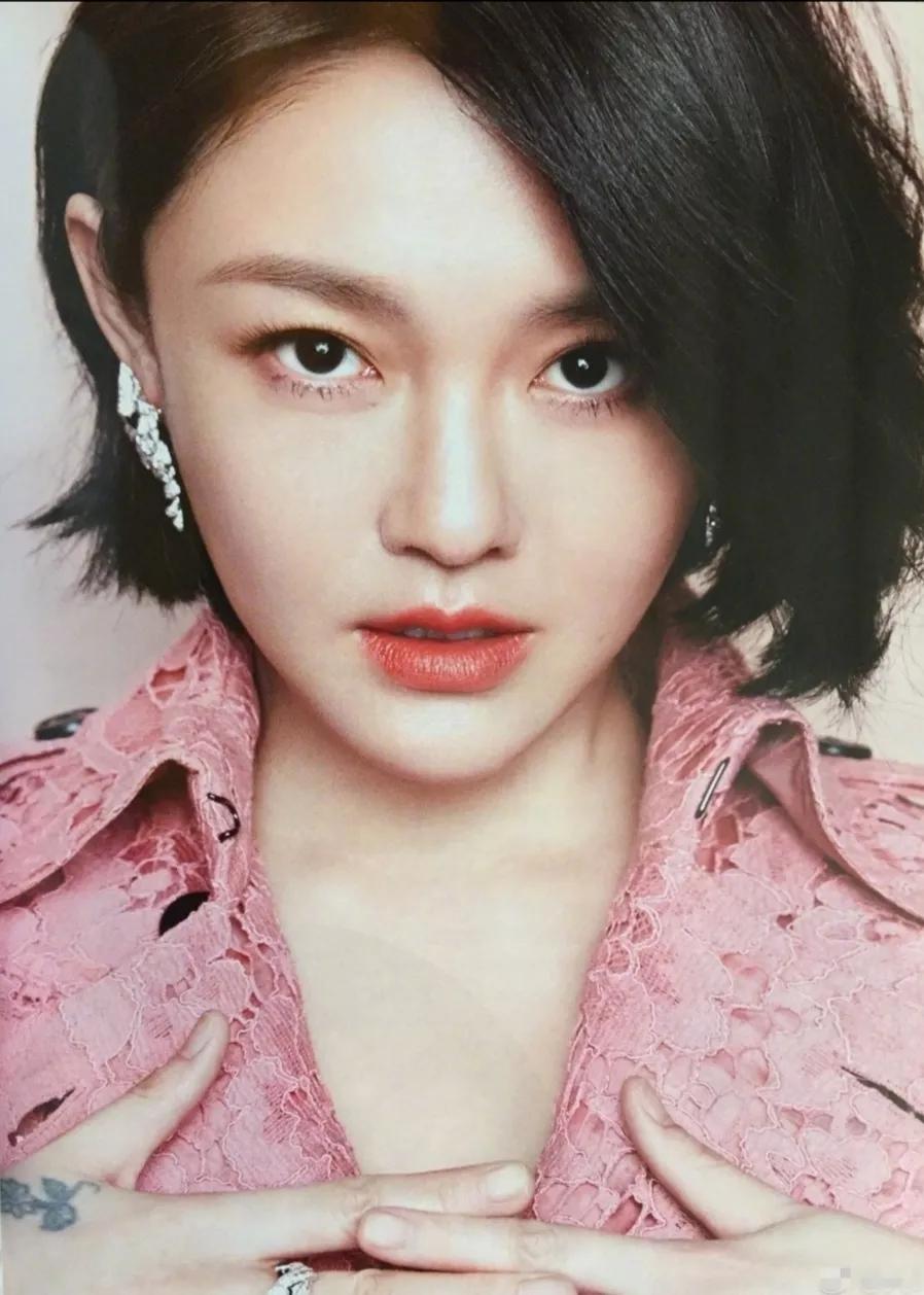 Time Overlapping Three: Wu Lili VS Big S - iNEWS
