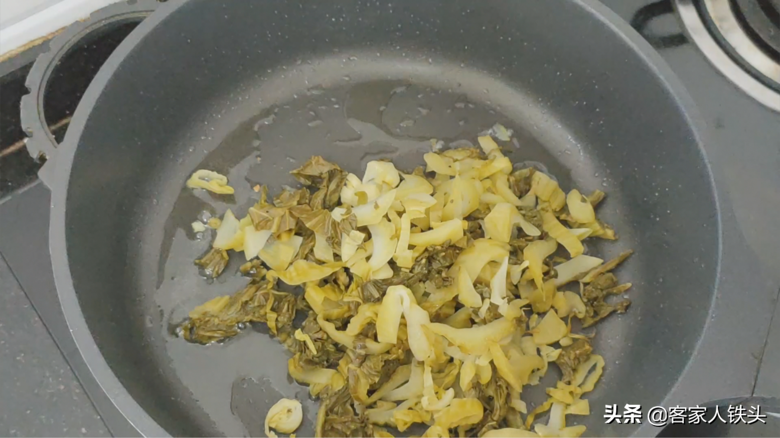 豆腐和鱼肉最好吃的做法，鲜嫩下饭，好吃又便宜，做法配料都简单