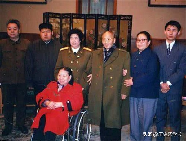 她的2个女儿都是毛泽东儿媳，两任丈夫皆是著名烈士，享年99岁