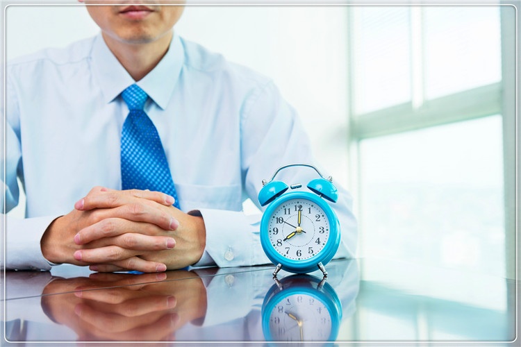 冷的是风、穷的是债，一个负债太多的人，应该怎么办呢？