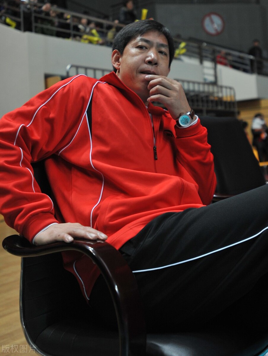 谁来接任郎平？外教执掌中国女排教鞭的可能性