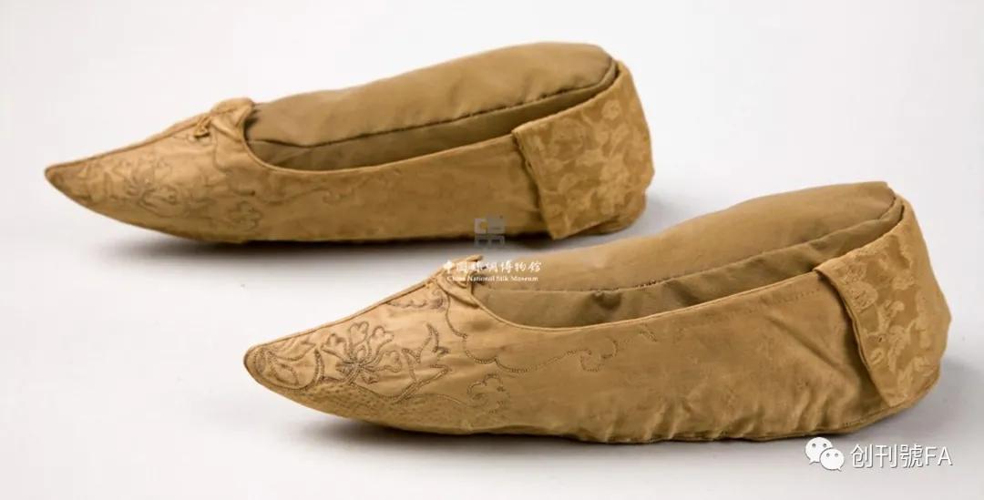 The history of blood and tears of Chinese women's shoes | From three ...