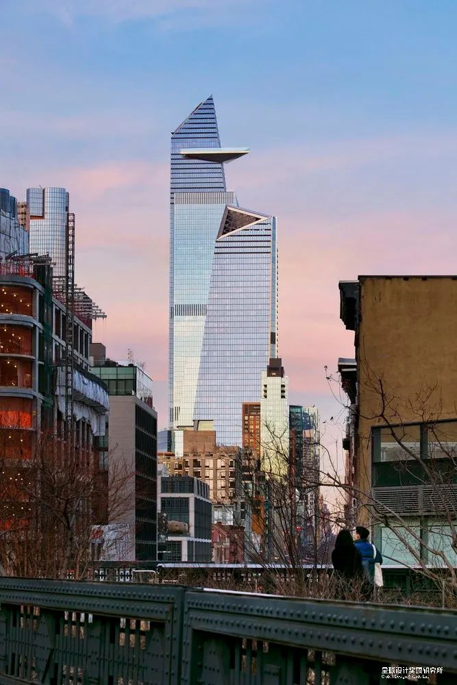 获奖者:benton johnson15翻新奖renovation award项目名称:hanwha