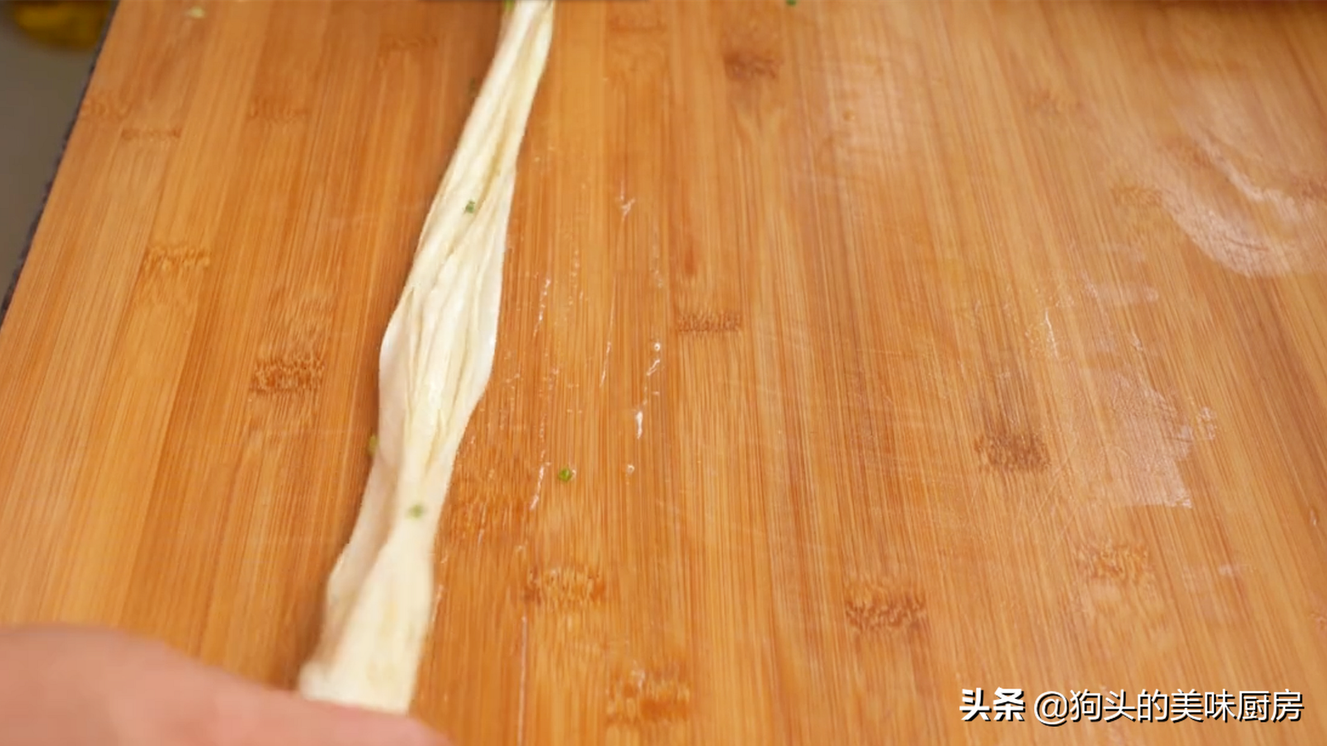 盤絲餅，最簡單實用的做法，劃一劃，抻一抻，絲絲分明，口口留香