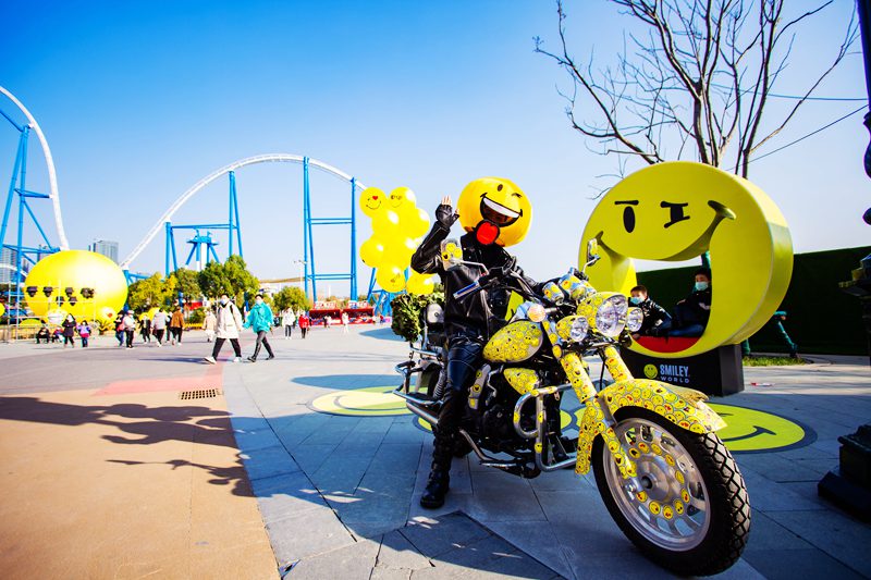 邂逅浪漫流星雨，武汉欢乐谷LIGHTS游乐园元旦启幕