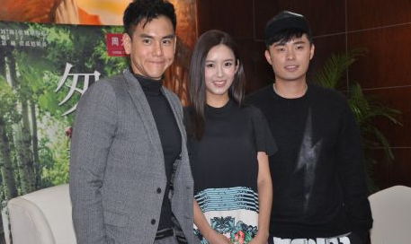 陈赫结婚5年从不秀恩爱，妻子张子萱在家带俩娃