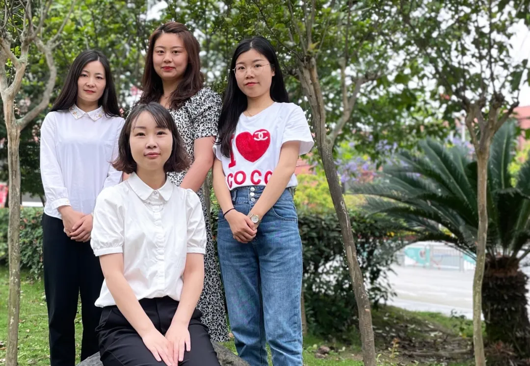 幸福，成长——万安小学青年教师共同体：共进步，同成长