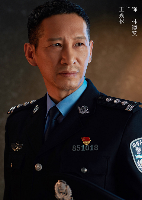 缉毒大剧《冰雨火》，王一博和陈晓负责颜值，