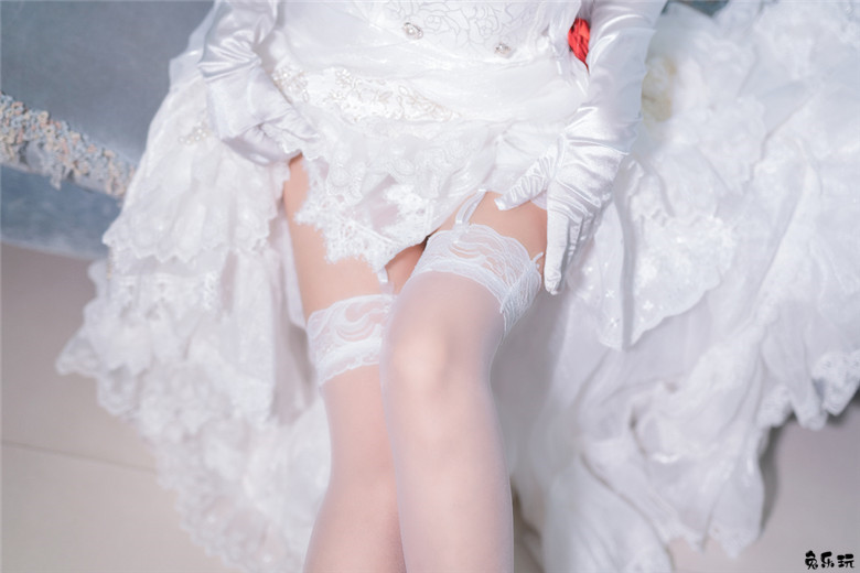 三度_69图包合集精选丨洛天依·花嫁（40P）