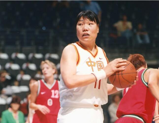 中国女鲨鱼的悲哀，前半生为国家倾尽所有，后半生生活不能自理