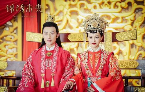 張萌曝唐嫣朋友圈內(nèi)容，一心帶娃準備復出，羅晉頭像搶鏡