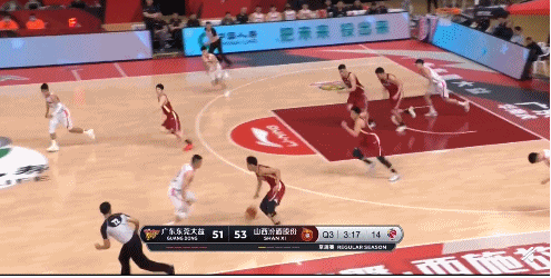 周鹏技犯 违体犯规遭驱逐 广东四杀山西赛季第3次夺10连胜