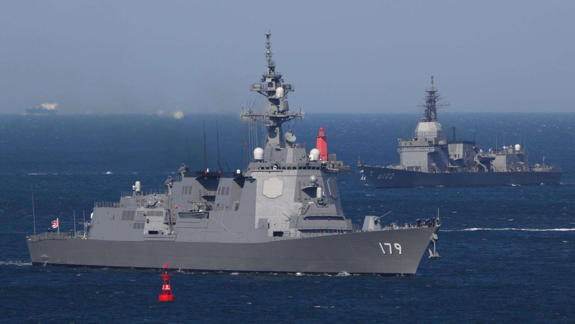 日本海自新建2条万吨舰，防卫省没有发出欢呼，却与国会吵翻了天