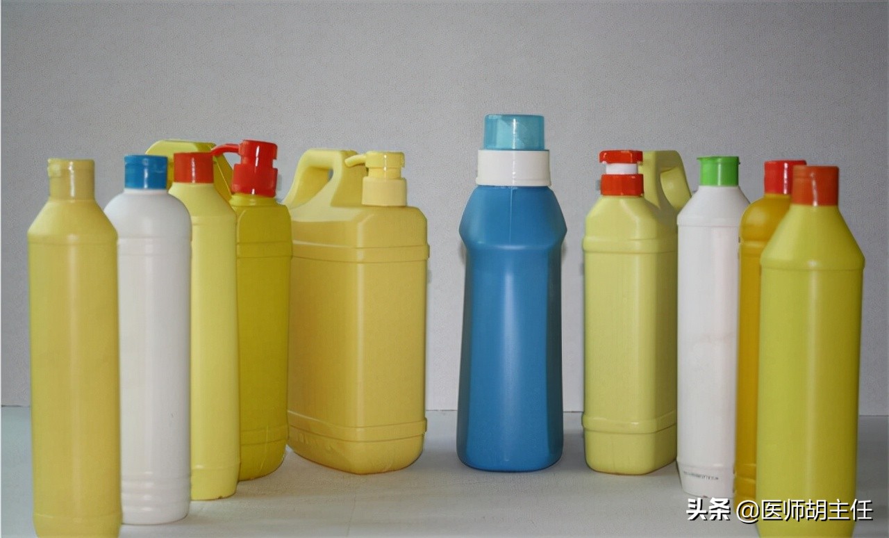 Dishwashing liquid is "harmful". It not only hurts hands but also