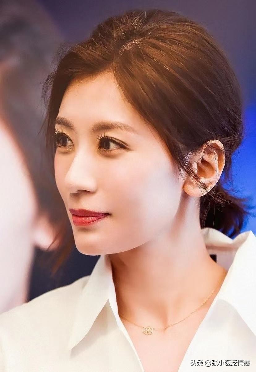 “二婚好女人”贾静雯：遇见修杰楷，才明白，真爱比豪门可靠