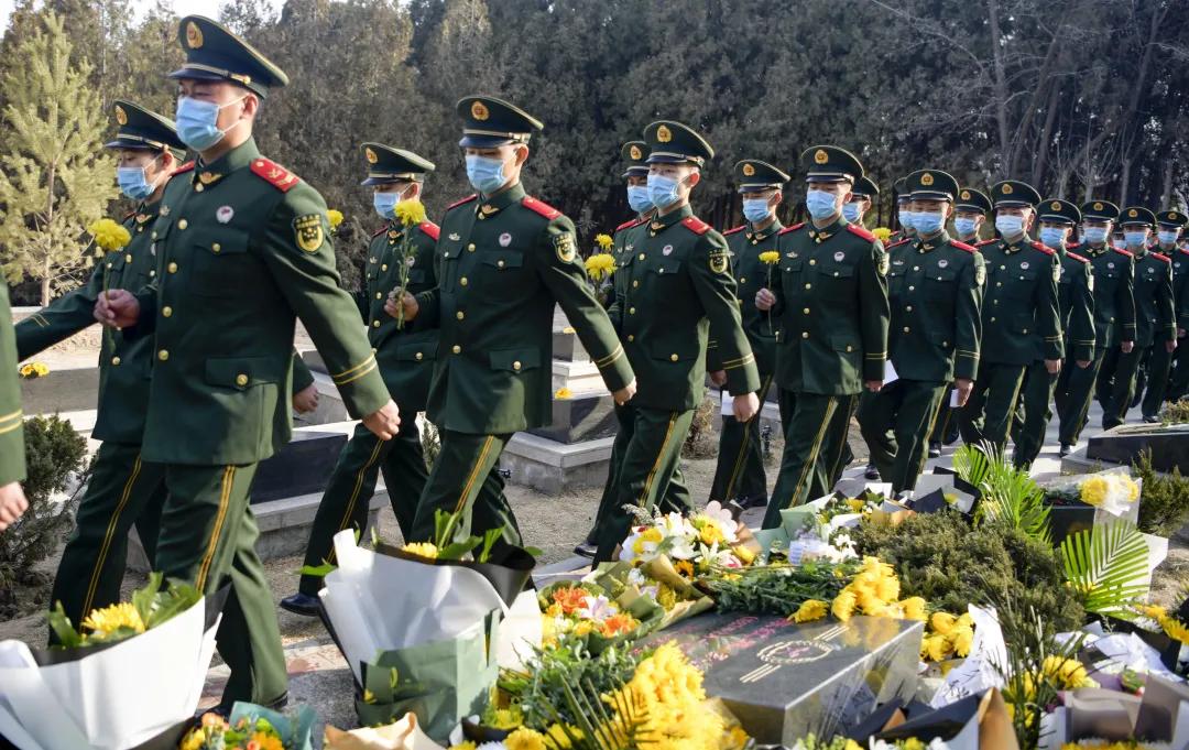 侯<a href=http://www.cngansu.cn/news/ target=_blank class=infotextkey></a>֧ܶӣɽҹ ʿӢ